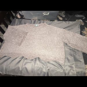 5/$25 Oversized gray knitted crop sweater